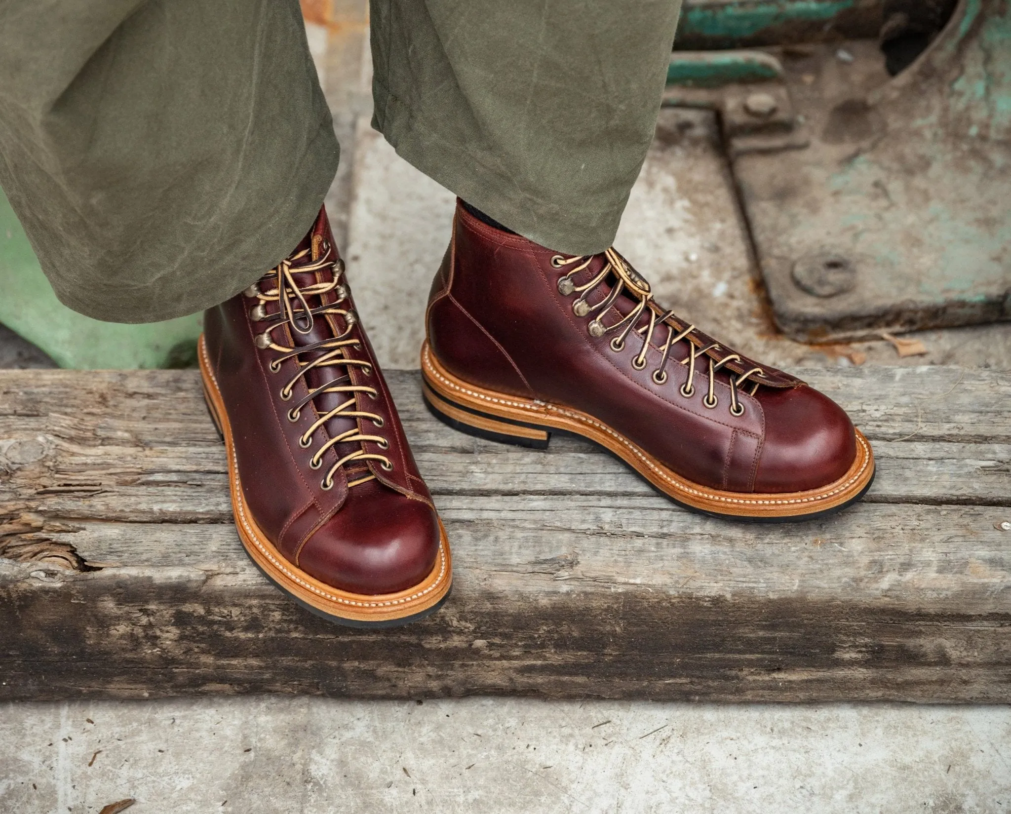 Archie Boots Cherry II
