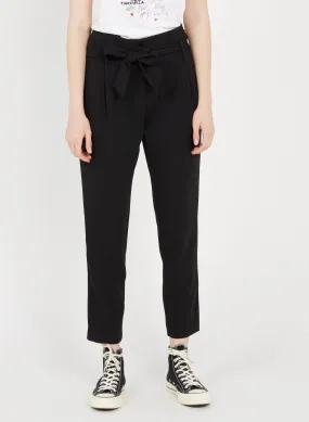 Pantalón tapered de crepé de talle alto en negro